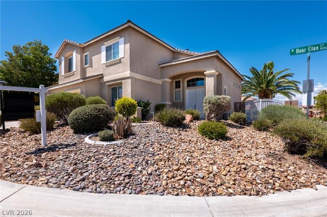 8106 Bear Clan Court, Las Vegas, NV 89131