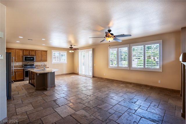 8106 Bear Clan Court, Las Vegas, NV 89131