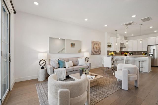 21543 Point Reyes Terrace, Cupertino, CA 95014