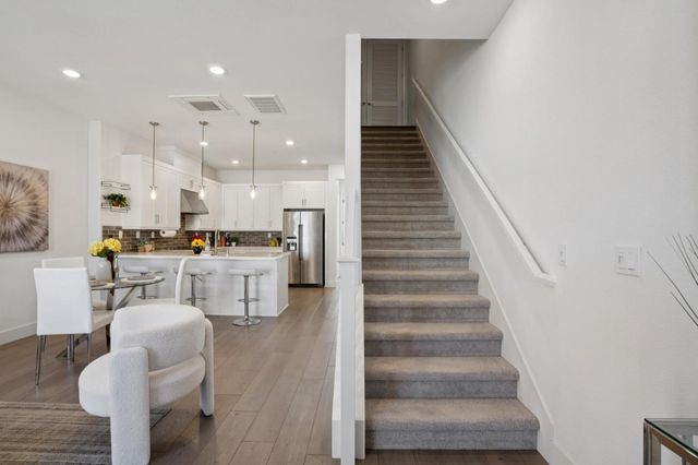 21543 Point Reyes Terrace, Cupertino, CA 95014