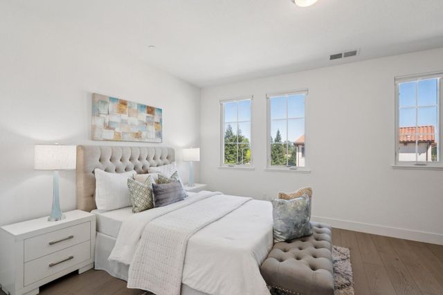 21543 Point Reyes Terrace, Cupertino, CA 95014