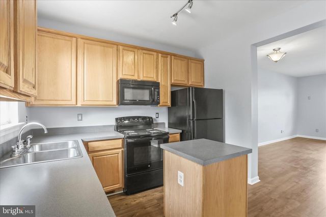 112 BRUAW DR, York, PA 17406