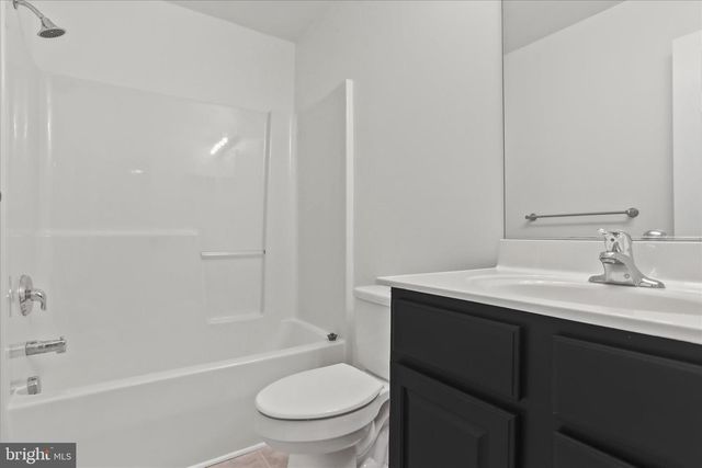 112 BRUAW DR, York, PA 17406