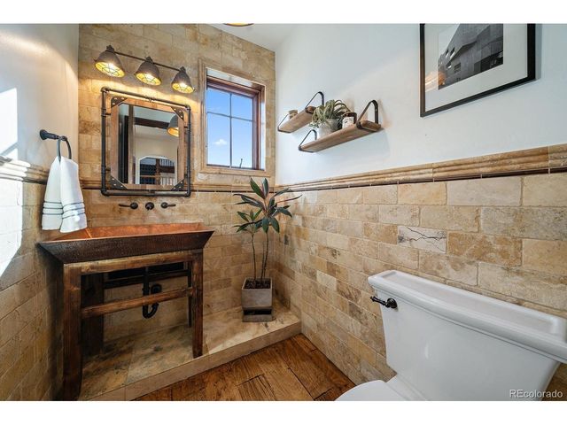 7663 Buffalo Trl, Castle Pines, CO 80108