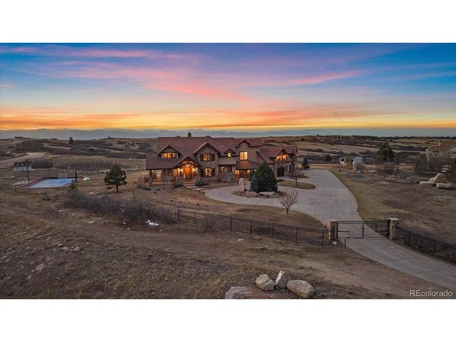 7663 Buffalo Trl, Castle Pines, CO 80108