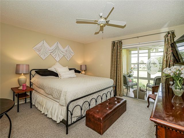106 Spring Lake Court 201, Vero Beach, FL 32962
