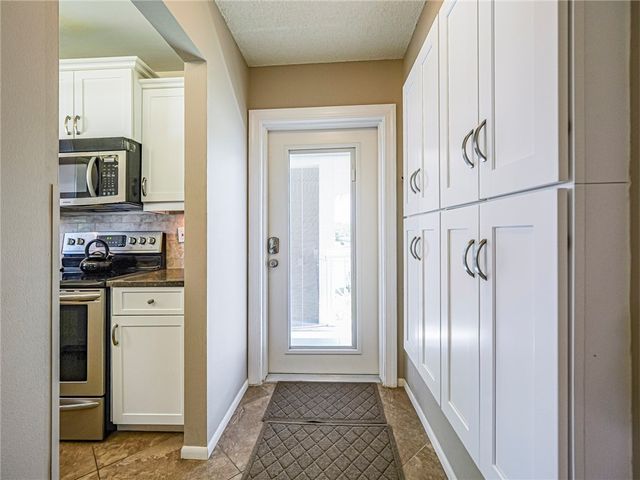 106 Spring Lake Court 201, Vero Beach, FL 32962