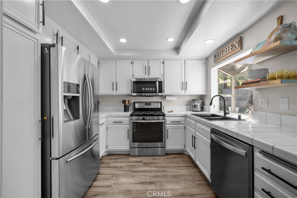 Image 11 of property listing at 28518 Victoria, Castaic, CA 91384