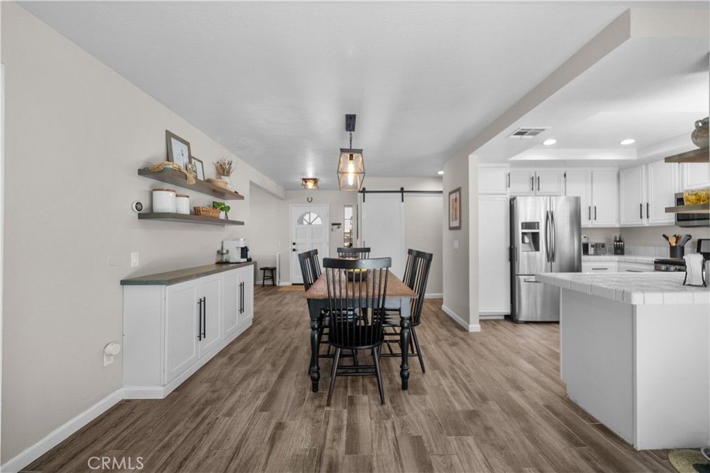 Image 16 of property listing at 28518 Victoria, Castaic, CA 91384