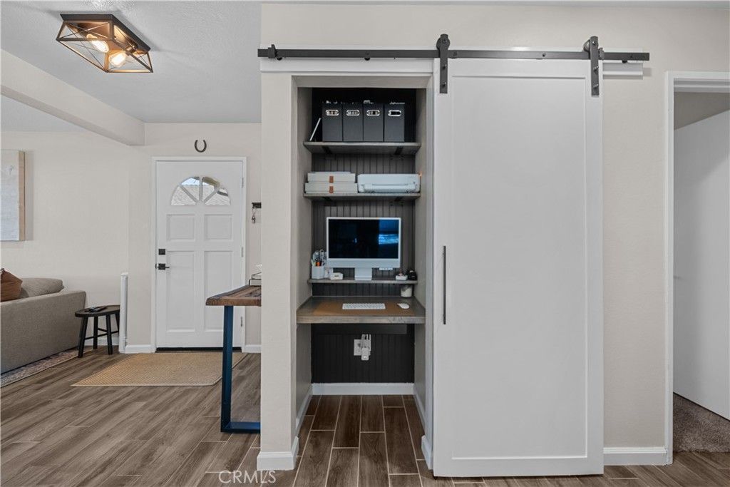 Image 17 of property listing at 28518 Victoria, Castaic, CA 91384