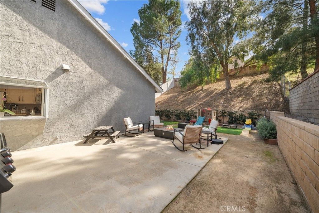 Image 33 of property listing at 28518 Victoria, Castaic, CA 91384