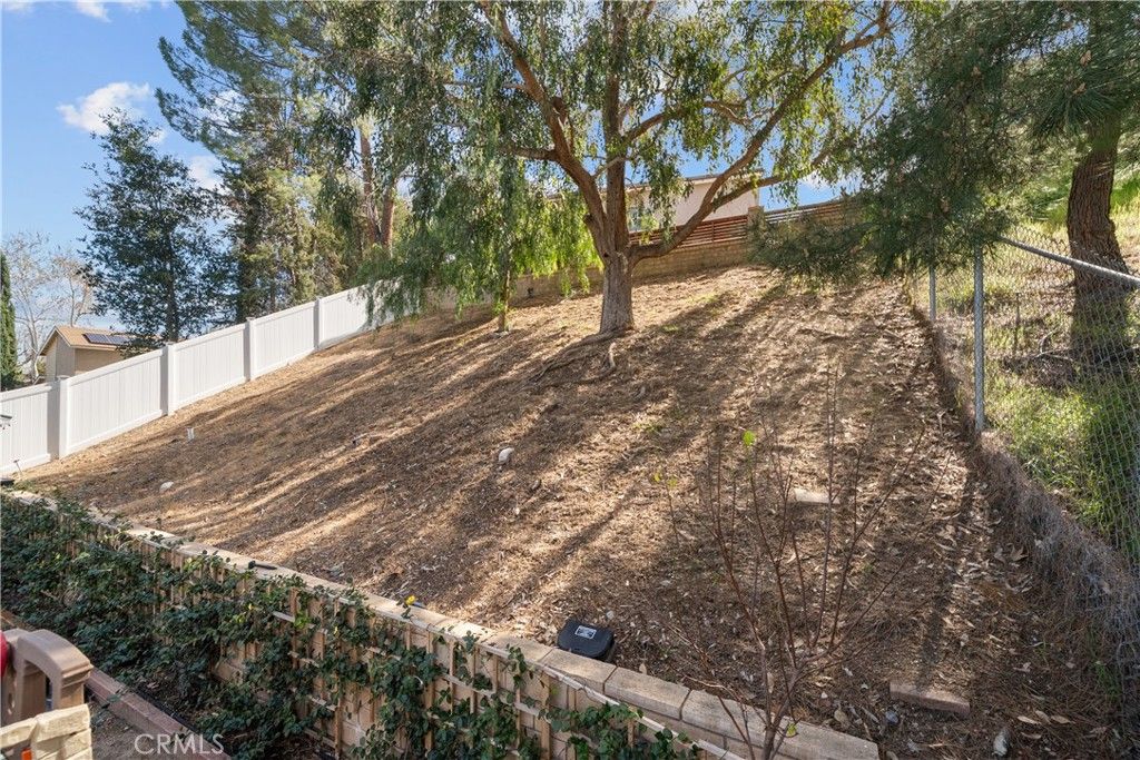 Image 37 of property listing at 28518 Victoria, Castaic, CA 91384