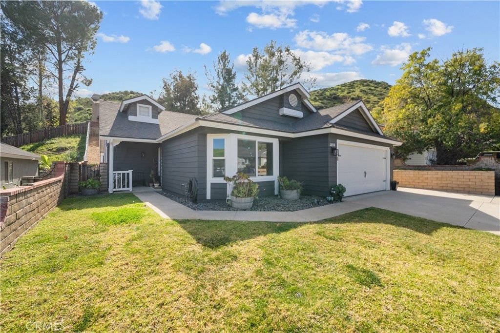 Image 39 of property listing at 28518 Victoria, Castaic, CA 91384