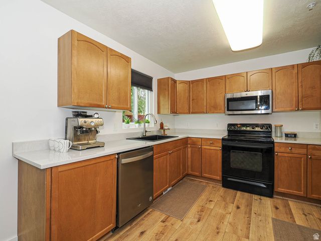 1890 E OAK DR, Draper, UT 84020