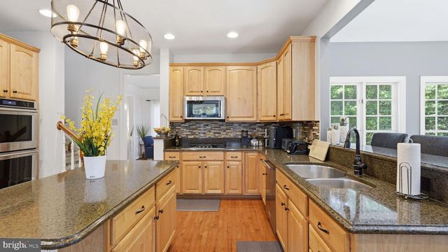13175 AMBLEWOOD DR, Manassas, VA 20112