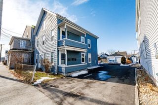 379 Metacom Avenue, Warren, RI 02885