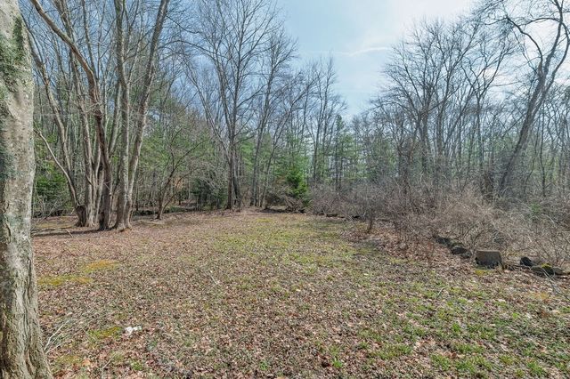 20 Meadow Brook Rd, Norwell, MA 02061