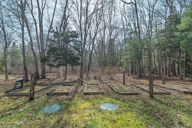 20 Meadow Brook Rd, Norwell, MA 02061