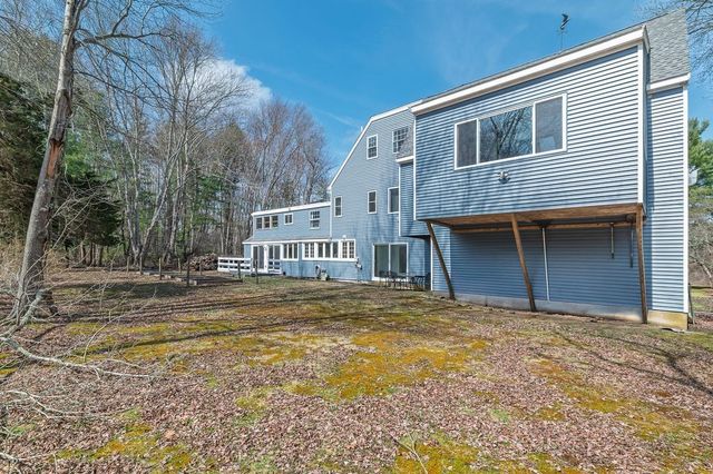 20 Meadow Brook Rd, Norwell, MA 02061