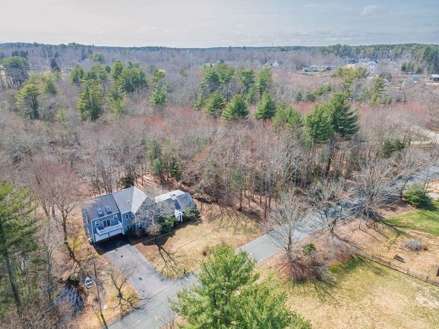 20 Meadow Brook Rd, Norwell, MA 02061