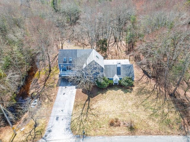 20 Meadow Brook Rd, Norwell, MA 02061