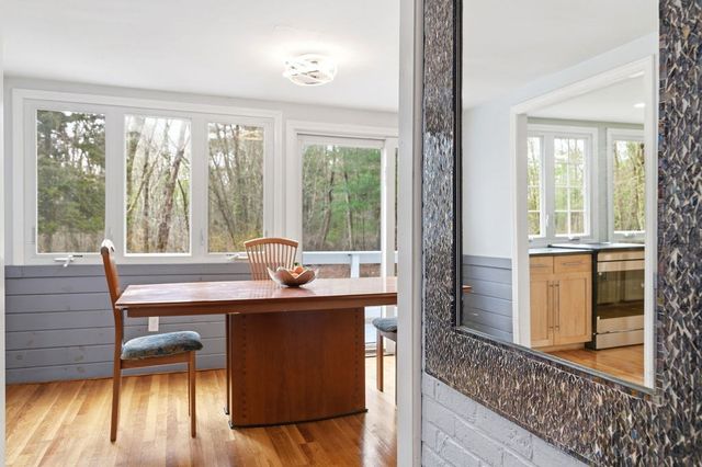 20 Meadow Brook Rd, Norwell, MA 02061