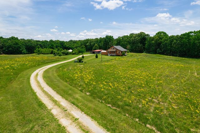 802 Drake Ln, Summertown, TN 38483