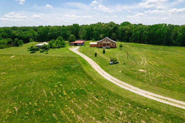 802 Drake Ln, Summertown, TN 38483