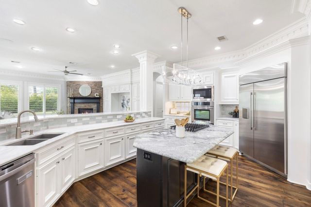 7607 Raes Creek Drive, Spring, TX 77389