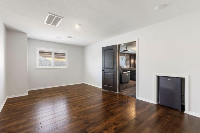 7607 Raes Creek Drive, Spring, TX 77389