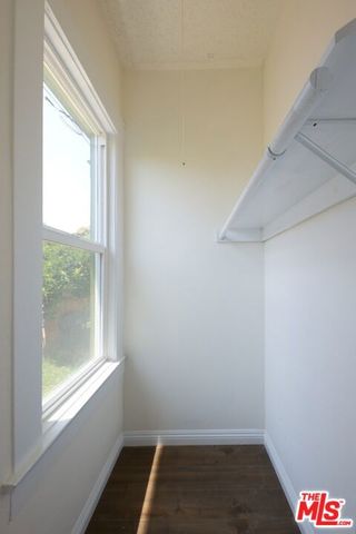 1475 W 28th Street, Los Angeles, CA 90007