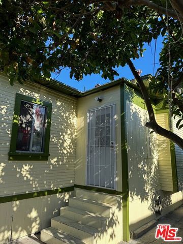 1475 W 28th Street, Los Angeles, CA 90007