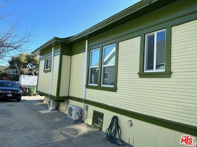 1475 W 28th Street, Los Angeles, CA 90007