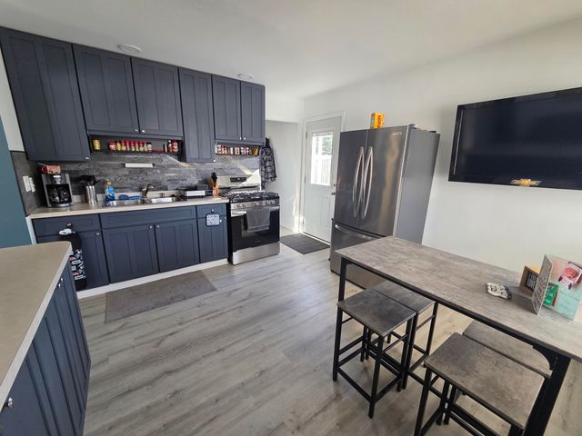 10705 Van Buren Street, Van Buren Twp, MI 48111