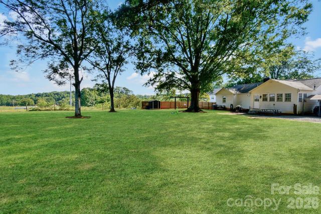 541 Perry Road, Troutman, NC 28166