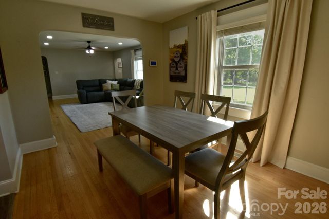 541 Perry Road, Troutman, NC 28166