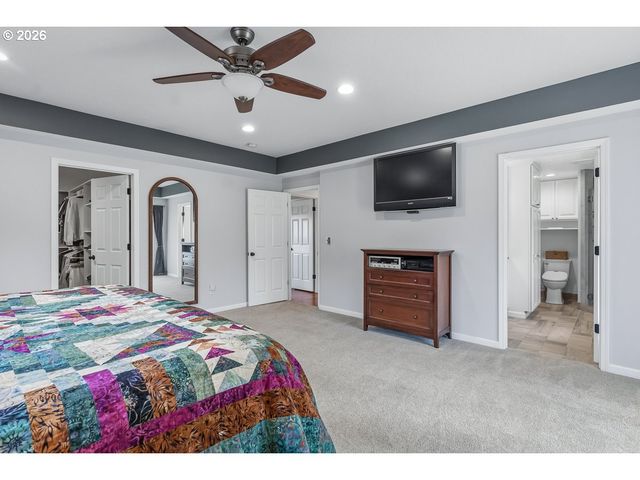 6925 Sw HEATH Pl, Beaverton, OR 97008