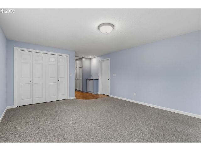 6925 Sw HEATH Pl, Beaverton, OR 97008