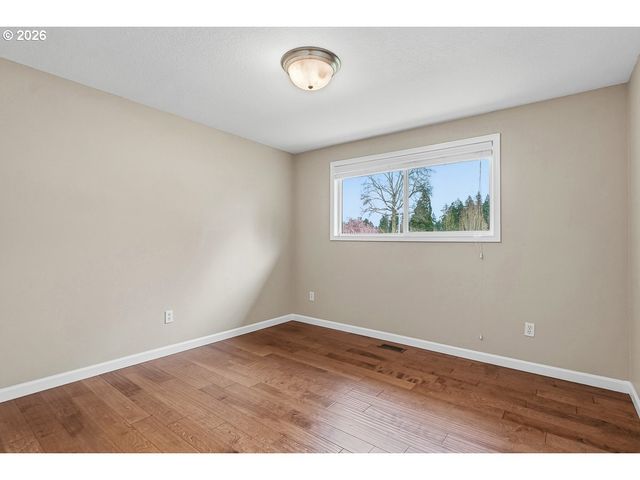 6925 Sw HEATH Pl, Beaverton, OR 97008