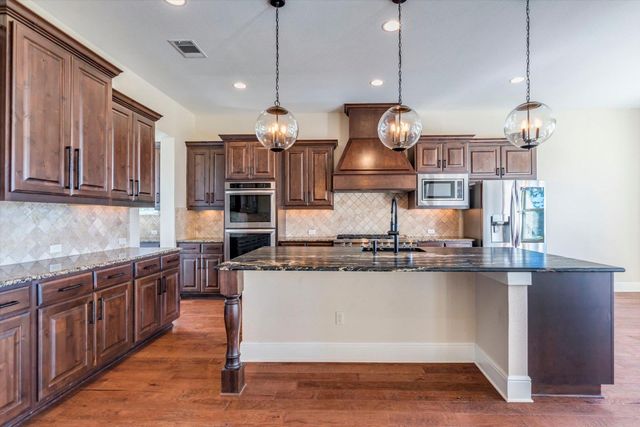 917 Dream Catcher DR, Leander, TX 78641