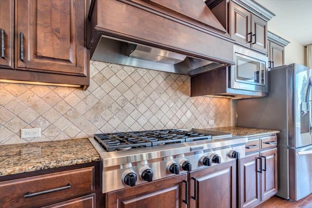 917 Dream Catcher DR, Leander, TX 78641