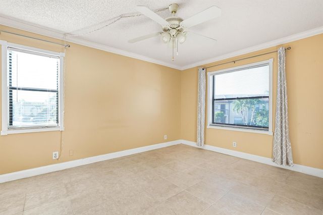 7091 Golf Colony Court 203, Lake Worth, FL 33467