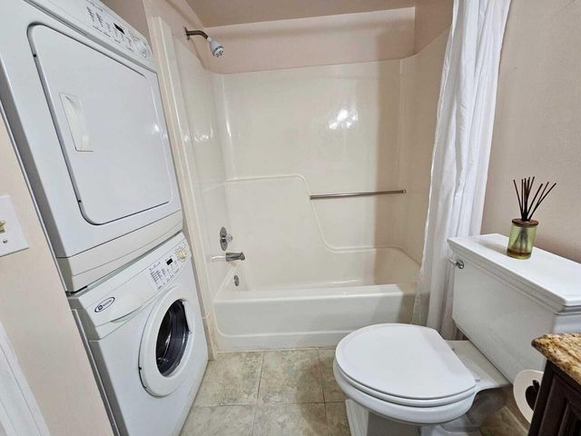 7091 Golf Colony Court 203, Lake Worth, FL 33467