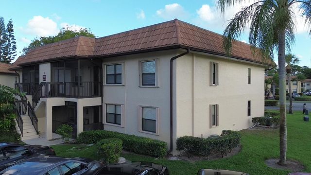 7091 Golf Colony Court 203, Lake Worth, FL 33467