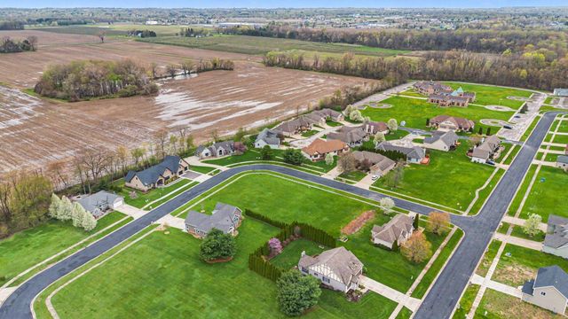 487 Wittenberg Path, St. Joseph, MI 49085