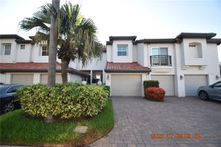 1138 SHIPWATCH CIRCLE, Tampa, FL 33602