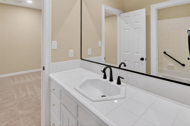 2122 Clear Lake Road, Weatherford, TX 76087