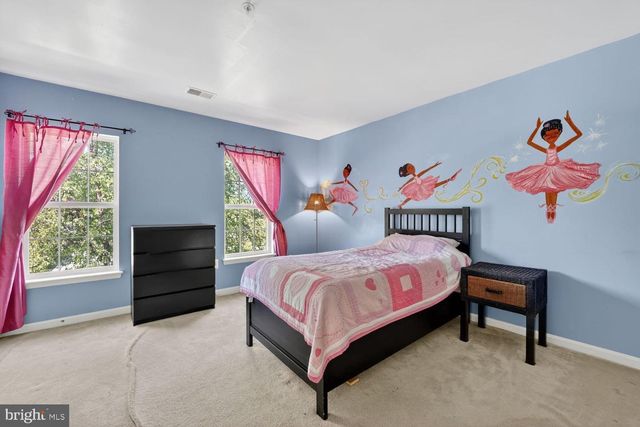 8023 RIVER PARK ROAD RD, Bowie, MD 20715
