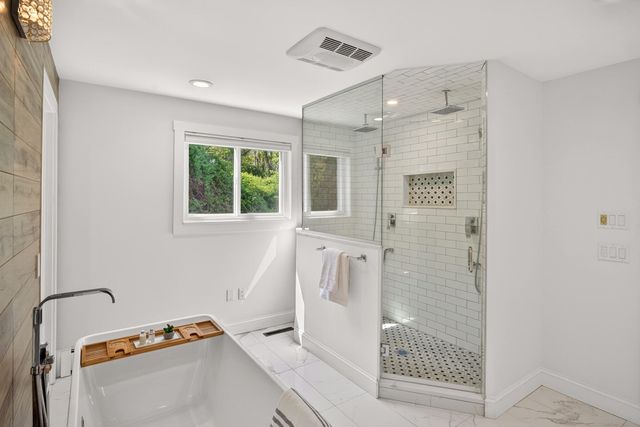 64 Wingfoot Drive, Cummaquid, MA 02675