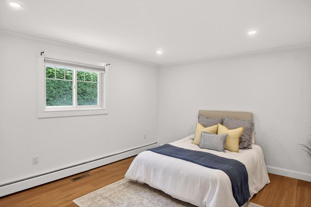 64 Wingfoot Drive, Cummaquid, MA 02675